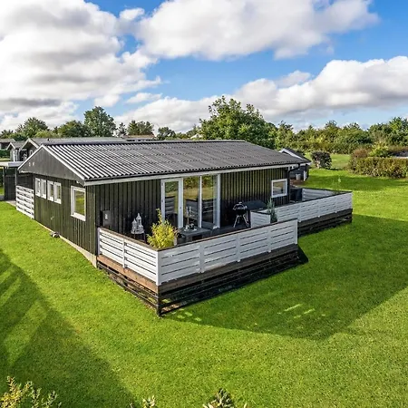 Vakantiehuis Beautiful In With Kitchen *