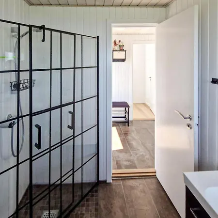 Vakantiehuis Beautiful In With Kitchen *